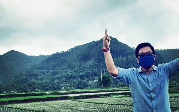 Kepada yang Guyah dan&nbsp;Merebah